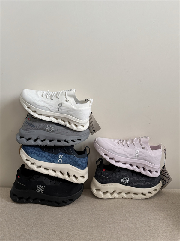Loewe x On Cloudtiltロエベランニングシューズスーパーコピー☆2026おしゃれメンズスニーカー