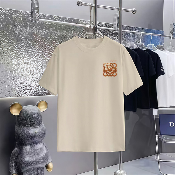 レイヤードモチーフ 柔らかな風合い 耐久性良好 LOEWE ロエベ コピー 半袖Tシャツ 洗練カジュアル 売れ筋浮上 コーデ主軸