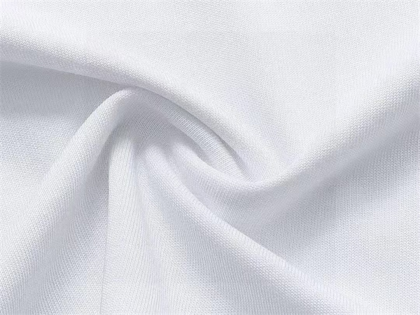 縦型レタリング アナグラムアクセント コットン素材 LOEWE ロエベ コピー 半袖Tシャツ すっきりフォルム 先行注目 人気加速