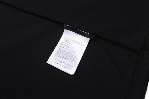 モーションエンブレム コットン天竺 程よいゆとり MONCLER モンクレール コピー 半袖Tシャツ 新作争奪 話題沸騰