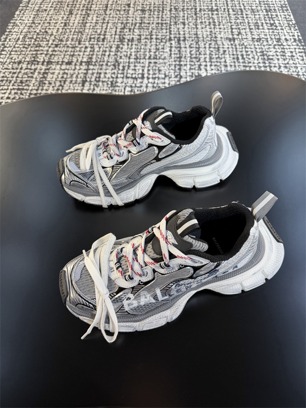 BALENCIAGA  バレンシアガ3XLスニーカースーパーコピー 重厚ソール×メッシュアッパー  今季注目