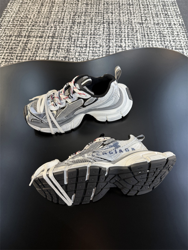BALENCIAGA  バレンシアガ3XLスニーカースーパーコピー 重厚ソール×メッシュアッパー  今季注目