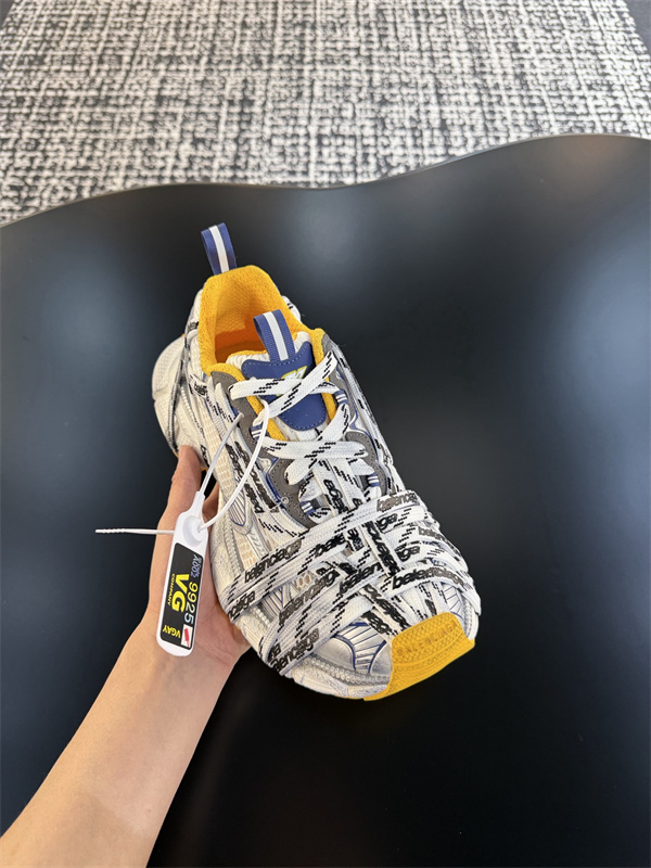 ランナーシューズ人気☆☆バレンシアガ 3XL スニーカーコピーBALENCIAGA  機能美と遊び心が融合