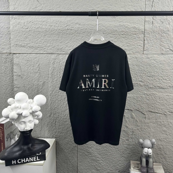 新作注目 AMIRI 激安 ミラーシルバー文字 アミリ ゆったりシルエット 半袖Tシャツ