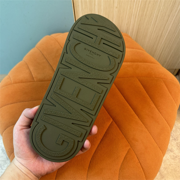 滑り止め底2026☆☆ジバンシー サンダルコピーGIVENCHY軽量＆クッション性抜群    静音設計 