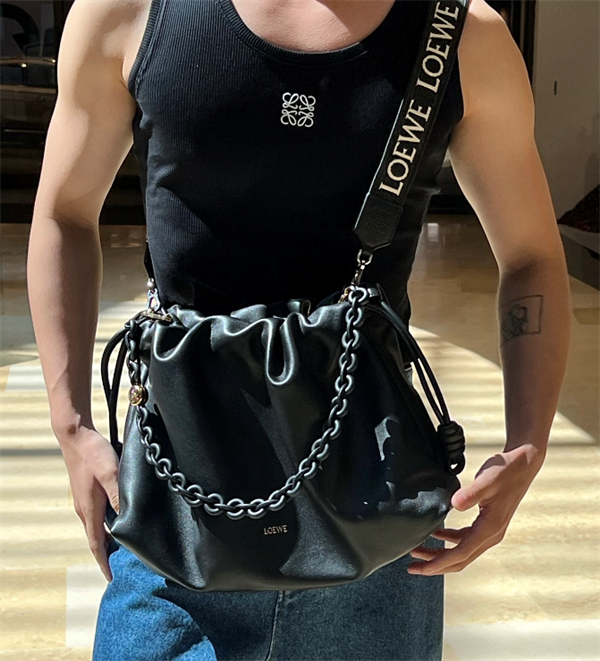 超人気男女OK☆ LOEWEロエベ タンクトップコピー2026春夏トレンドお洒落コーディネート
