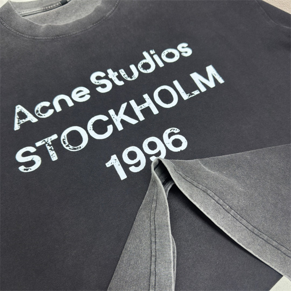 フロントレタリング コットン天竺 ゆったりシルエット ACNE STUDIOS アクネストゥディオズ コピー 半袖Tシャツ 新作注目