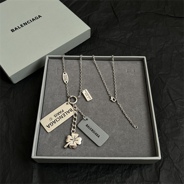 ♥2026個性的♥BALENCIAGA バレンシアガ ネックレスコピーエレガントアクセサリー長さ54㎝