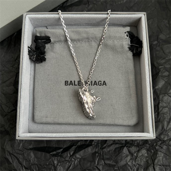 長さ58㎝バレンシアガ ネックレスコピーエレガント☆☆2026最新作♥BALENCIAGA 