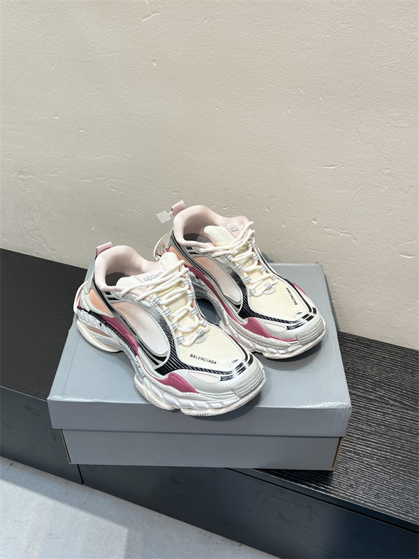 Balenciaga Triple S .2 ☆☆バレンシアガスニーカーコピー☆☆2026トレンドメンズ新作♥