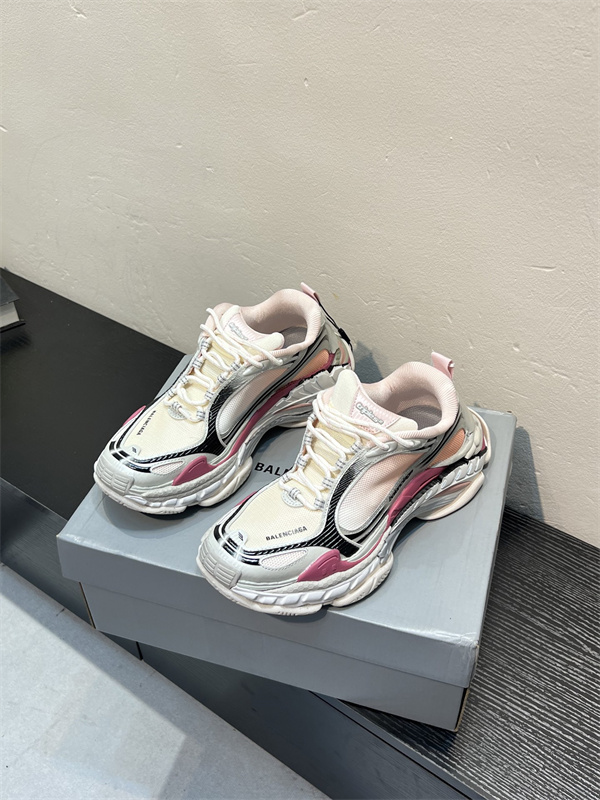 Balenciaga Triple S .2 ☆☆バレンシアガスニーカーコピー☆☆2026トレンドメンズ新作♥