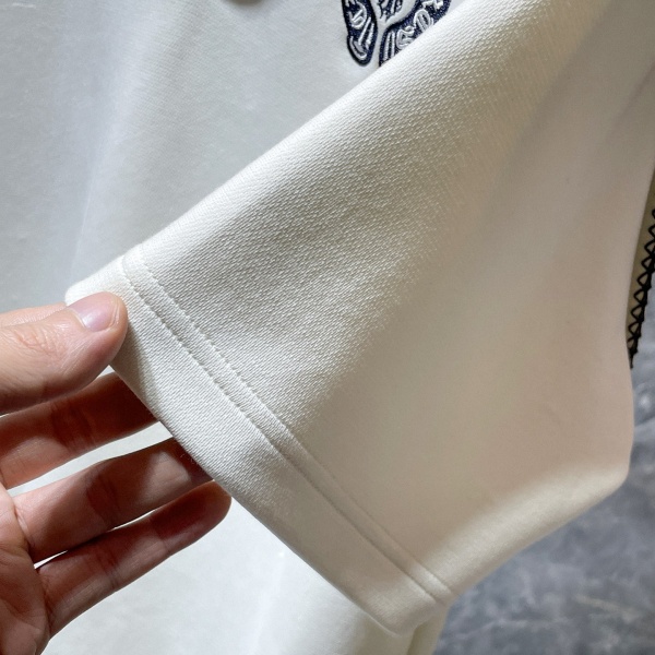 新着注目 クロムハーツ コントラスト襟 バック刺繍 Chrome Hearts ポロシャツ