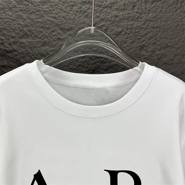 主役級ロゴデザイン 重なりレター モード映え AMIRI アミリ コピー クルーネックスウェット 人気上昇