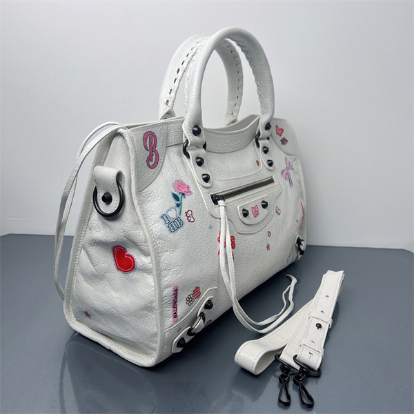 BALENCIAGA  手の届くプライスが魅力的 バレンシアガハンドバッグコピー 26SSトレンド ブランド激安通販 専門店