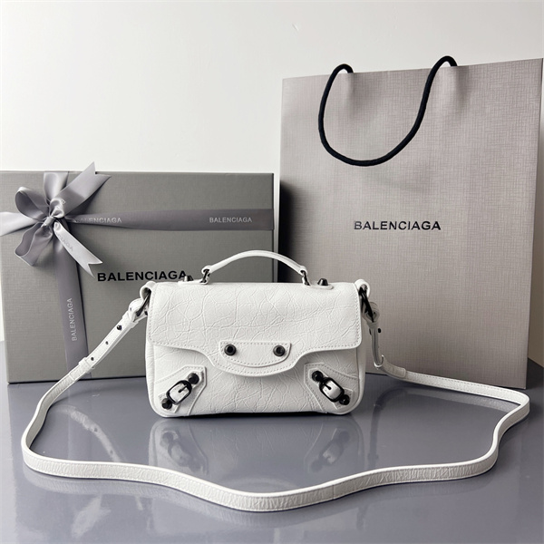 ファッションに合わせ バレンシアガ やはり人気ブランド BALENCIAGA  バッグ スーパーコピーブランド激安通販 専門店