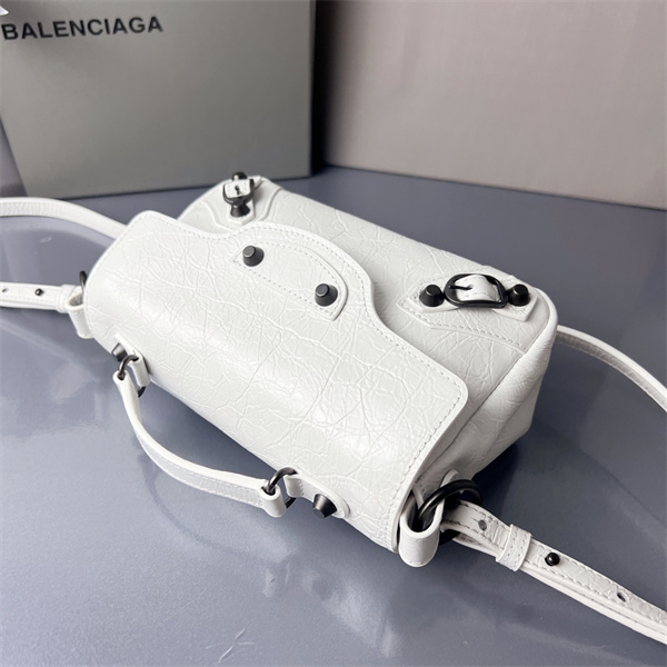 ファッションに合わせ バレンシアガ やはり人気ブランド BALENCIAGA  バッグ スーパーコピーブランド激安通販 専門店