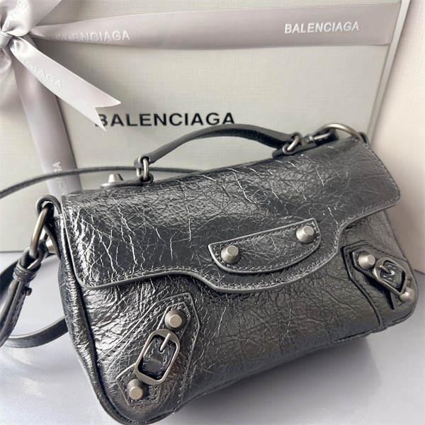 耐久性のある 2026春夏新作 BALENCIAGA バレンシアガ ショルダーバッグスーパーコピーブランド激安通販 専門店