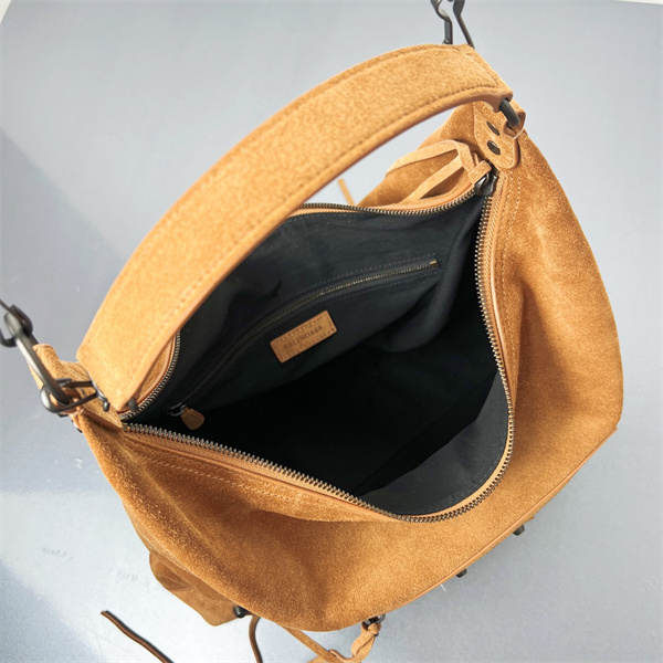 2026春夏新作 バレンシアガ バッグスーパーコピーBALENCIAGA 手持ち&ショルダー掛け大人のセンスを感じさせる ブランド激安通販 専門店
