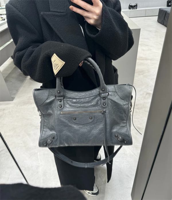 BALENCIAGA 2026 人気商品  収納 ハンドバッグ バレンシアガ スーパーコピーブランド激安通販 専門店