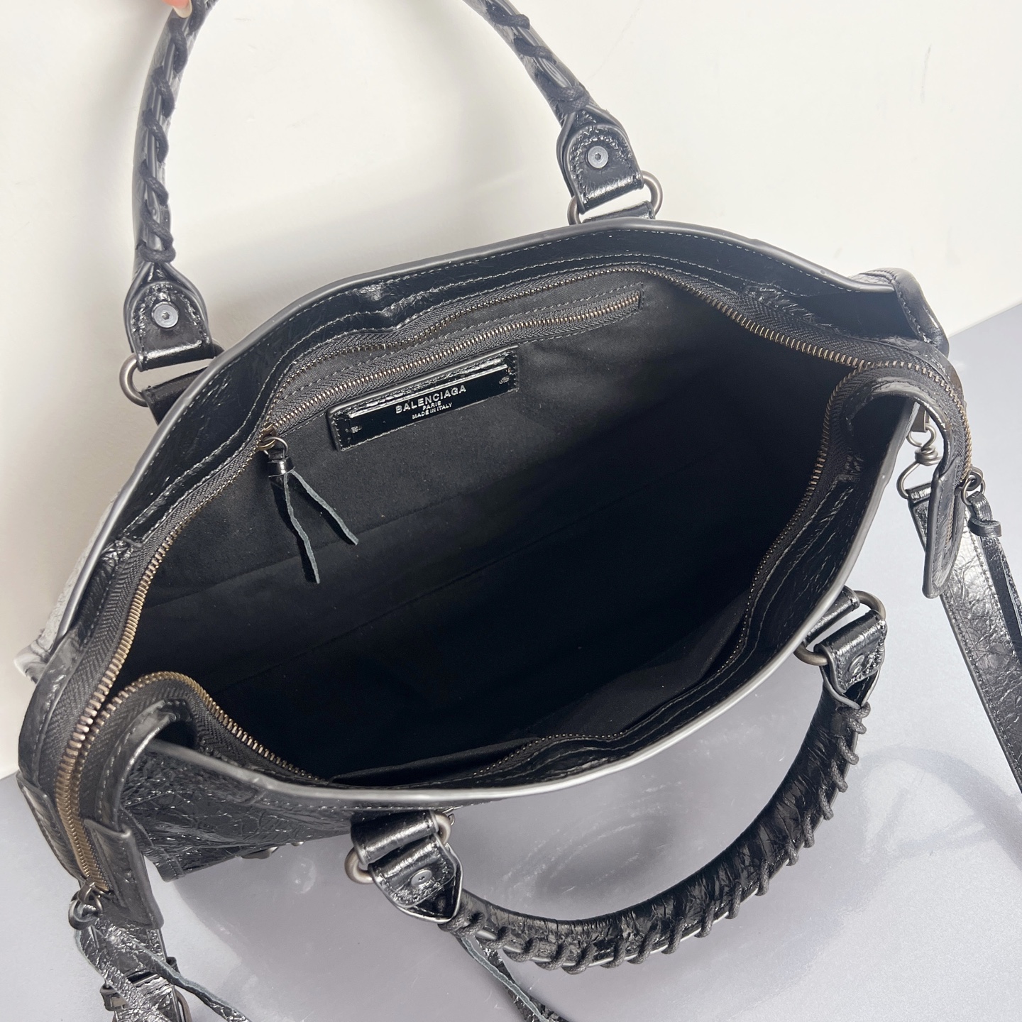 BALENCIAGA  大人気☆NEW  2026春夏 新作バレンシアガ ハンドバッグ レディーススーパーコピーブランド激安通販 専門店