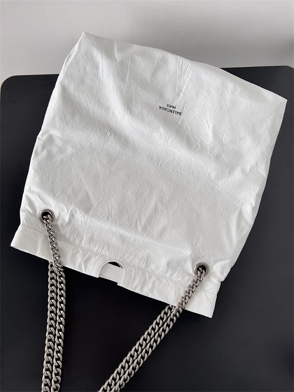 バレンシアガショルダーバッグコピー BALENCIAGA 2026新作 抜群の雰囲気が作れる ブランド激安通販 専門店