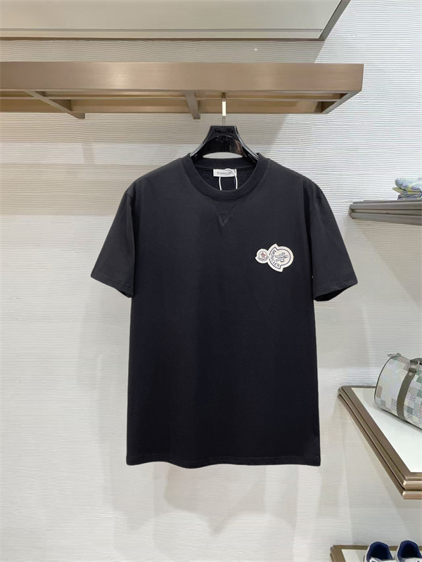 2色可選 トレンド最先端のアイテム MONCLERモンクレール 半袖Tシャツスーパーコピーブランド激安通販 専門店