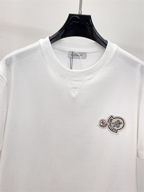 2色可選 トレンド最先端のアイテム MONCLERモンクレール 半袖Tシャツスーパーコピーブランド激安通販 専門店