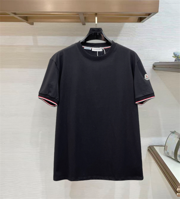 お値段もお求めやすいモンクレール ランキング1位  MONCLER半袖Tシャツスーパーコピーブランド激安通販 専門店