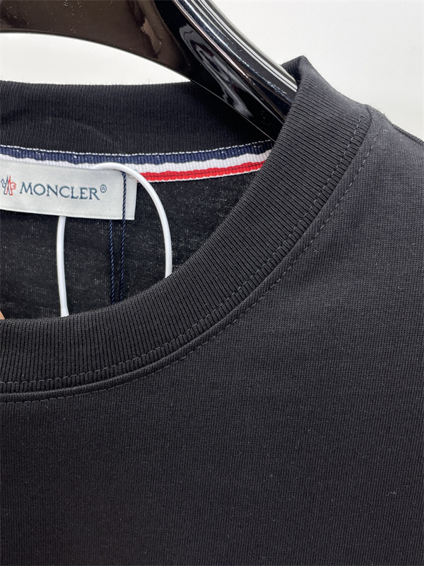 お値段もお求めやすいモンクレール ランキング1位  MONCLER半袖Tシャツスーパーコピーブランド激安通販 専門店