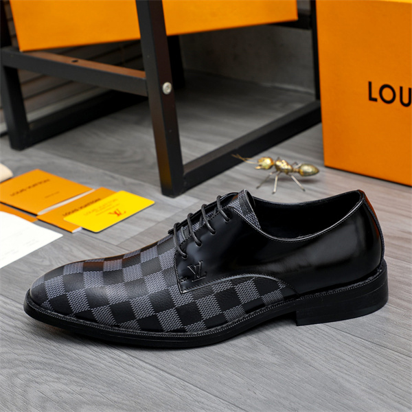 ユニークなデザイン 甘い輝きを放っルイ ヴィトン革靴 コピー LOUIS VUITTON 今年流行 超人気  激安(日本最大級)