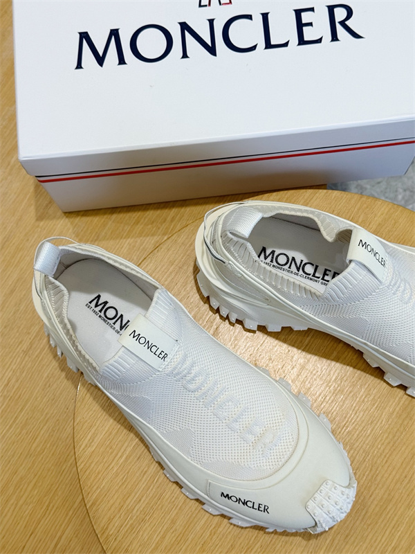 Moncler Monte Runner 2026新作モンクレールスニーカースーパーコピーブランド激安通販 専門店