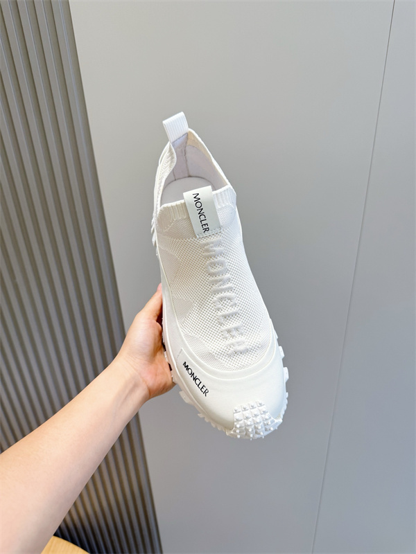 Moncler Monte Runner 2026新作モンクレールスニーカースーパーコピーブランド激安通販 専門店