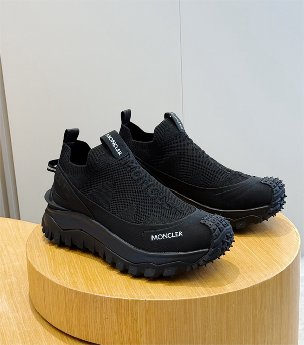 2026春夏 Moncler Monte Runner モンクレール  スニーカースーパーコピーブランド激安通販 専門店