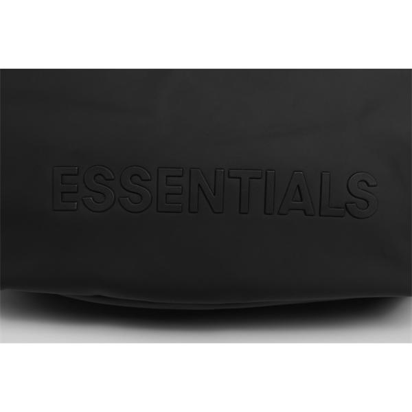 コンパクトサイズ さらっと持てる ESSENTIALS エッセンシャルズ コピー バッグ ストリート感 使いやすい好評セレクト