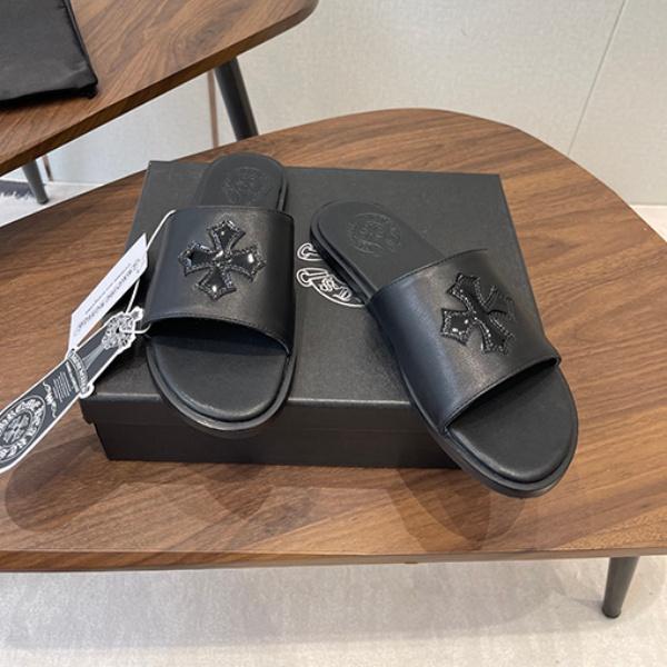 CHROME HEARTS コピー クロムハーツ コピー 2026新作 クロスレザー サンダル スライドサンダル メンズ レディース 軽量デザイン