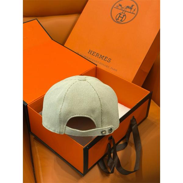 2026最新】 Hermèsエルメスキャップコピーコーデの主役になる大人
