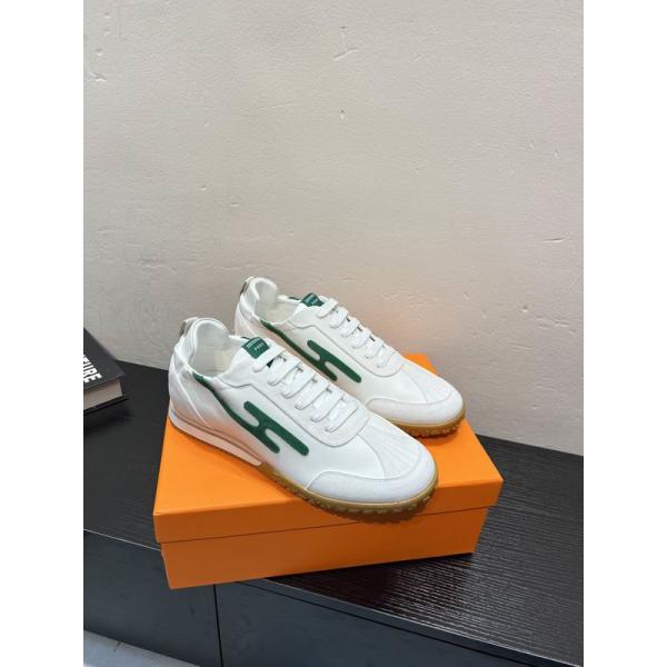 ☆エルメススニーカーコピー☆やわらかな素材が足に優しいHermès スリッポンスニーカー