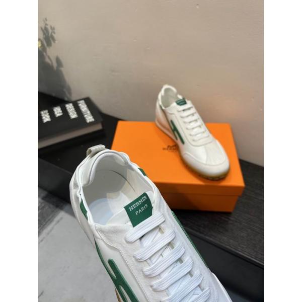 ☆エルメススニーカーコピー☆やわらかな素材が足に優しいHermès スリッポンスニーカー