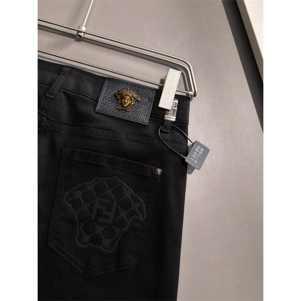 メデューサデザイン ラグジュアリースタイル 定番コレクション VERSACE ヴェルサーチ コピー デニムパンツ