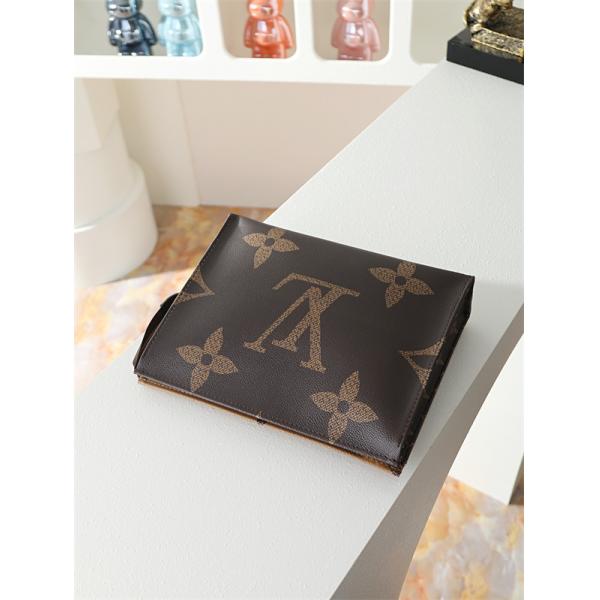 M11248☆☆ ルイビトン手持ちバッグコピー LOUIS VUITTON Trio Monogram  Monogram Reverse 