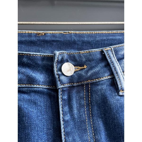 リペアデザイン グランジスタイル 個性派アイテム GUCCI グッチ コピー デニムパンツ デイリーユース