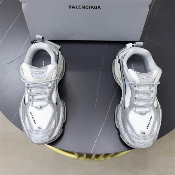 BALENCIAGA バレンシアガ3XLコピースニーカー メンズ メッシュ アウトドア調 ストリート 2026最新作