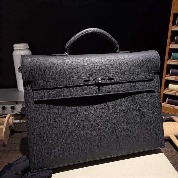 ☆エルメスケリーブリーフケースコピーHermès 2026トレンド最新作高級ビジネスバッグ