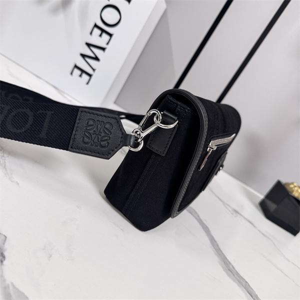 大容量LOEWE ロエベ メッセンジャーバッグコピー2026トレンド最新メンズショルダーバッグ