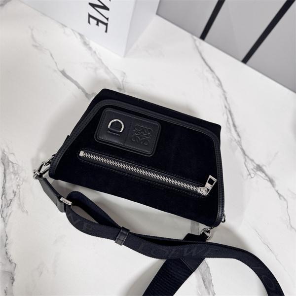 大容量LOEWE ロエベ メッセンジャーバッグコピー2026トレンド最新メンズショルダーバッグ