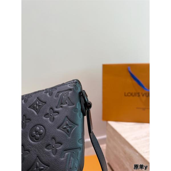 超人気ルイビトンショルダーバッグコピーLOUIS VUITTON District PM 15*15cm個性的