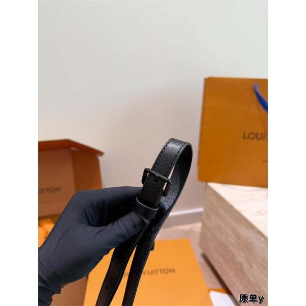 超人気ルイビトンショルダーバッグコピーLOUIS VUITTON District PM 15*15cm個性的