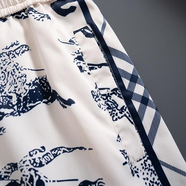 2026新作 BURBERRY 激安 バーバリー グラフィックプリント スイムショーツ ハーフパンツ ショートパンツ ビーチパンツ 速乾 リゾート 人気アイテム