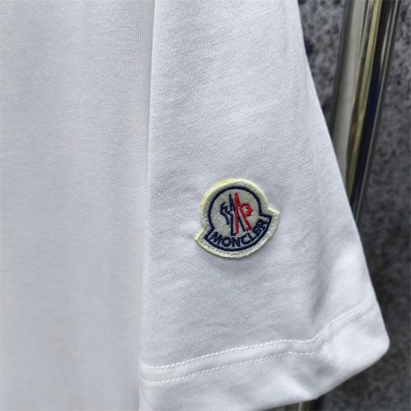 ダブルロゴ グラフィックモチーフ モード感 MONCLER モンクレール コピー 半袖Tシャツ おしゃれウェア