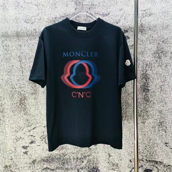 アイコンモチーフ ロゴグラフィック スタイリッシュ MONCLER モンクレール コピー 半袖Tシャツ 注目作